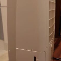 シャープ除湿機譲りますの画像