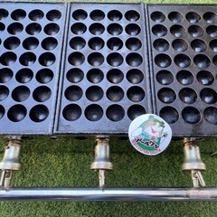  🏠【業務用】美品！たこ焼器84穴 LPガス用【業務･店舗･厨房機器買取アールワン田川】の画像