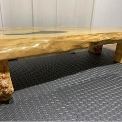 一枚板テーブル　ポプラ
の画像