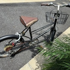 自転車 クロスバイクの画像