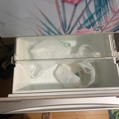 冷蔵庫の画像
