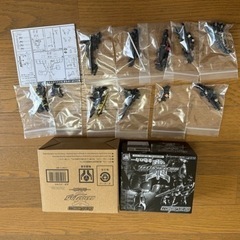 装動仮面ライダークウガフルセットの画像