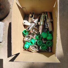 (取り引き者決定済)足場パイプとジョイント差し上げます。の画像