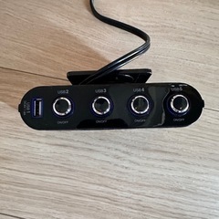 【中古品】車用USBチャージャーの画像