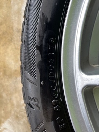 車のパーツ タイヤ、ホイール