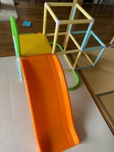 アンパンマン滑り台