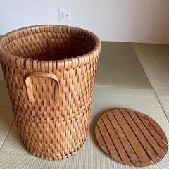 ランドリーバスケット、ゴミ箱、その他の画像