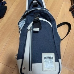 メンズ　レディース　ショルダーバッグ
