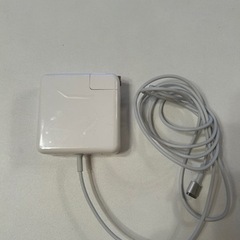Apple MacBookAir6,2(13-inch, Early2014)の画像