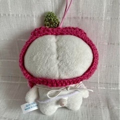 ちいかわグッズ　ちいかわ 着せ替え 手編み　ハンドメイド　くまさんのポシェット　ももの被り物  の画像