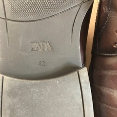 ZARAの本革ビジネス用靴の画像