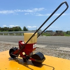 手押し播種機 ごんべえ　向井工業　種蒔　ベルト繰上式種まき機　1...