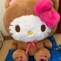 Hello kitty ビックぬいぐるみ