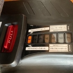 アップリカ チャイルドシート クルリラの画像