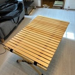 アウトドア　折りたたみテーブル