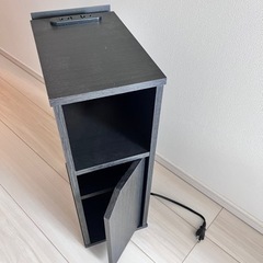 ベッドサイドテーブル コンセント付きの画像