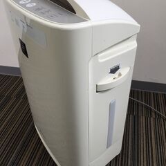 ♪SHARP シャープ プラズマクラスターシャワー 加湿空気清浄機 KC-B50-W 2013年製 動作品 中古 家電 (NF240526)382-42Wの画像