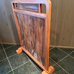 レトロ木製衝立、パーティションの画像