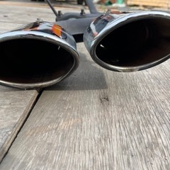 エルグランド 社外マフラーの画像