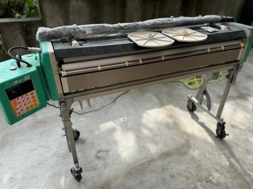 クロス　糊付け　機械　極東産業