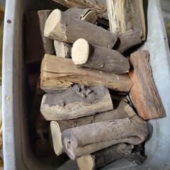 桜　マキ　薪　割る前　原木　五年以上乾燥の画像