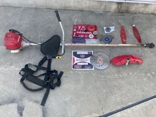 お値下げ　25000→18000　ホンダ　4サイクル　草刈機　草払い　35cc 訳あり　耕運機　管理機