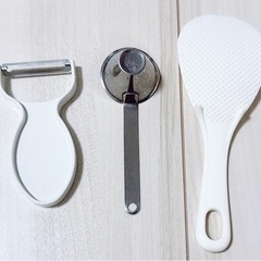キッチン用品　キッチン用具　ザル　しゃもじ　ピーラー　皮むき　皮剥き　計量　計量スプーンの画像