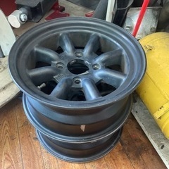 車のパーツ タイヤ、ホイール