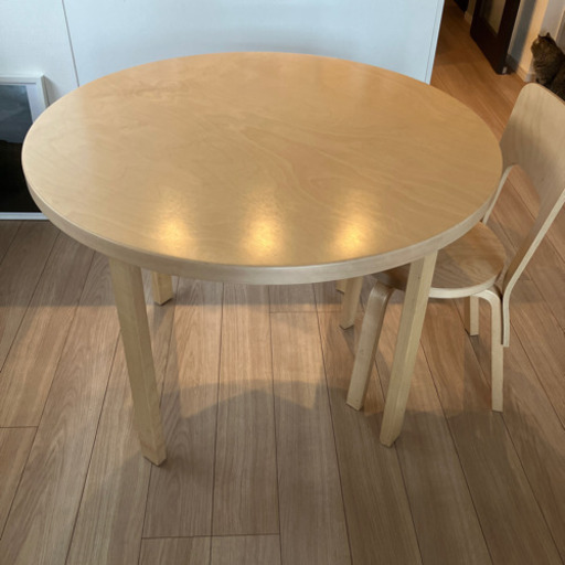 ダイニングテーブル artek 90a