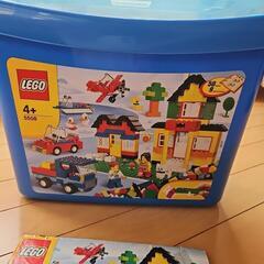 LEGO青のコンテナ5508の画像