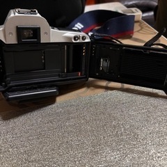 最終処分価格！家電 カメラ フィルム一眼レフカメラの画像