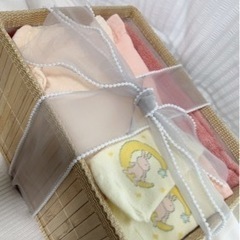 オムツケーキ、ベビー用品
