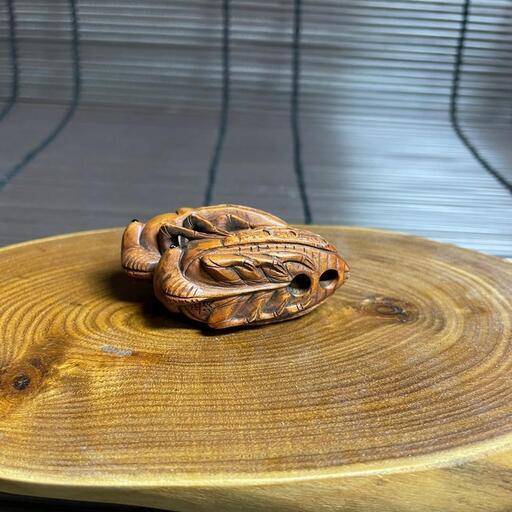 番いの蝉』根付 提げ物 /緒締め /帯留め /Netsuke 江戸時代