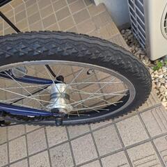 自転車 クロスバイクの画像