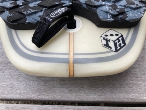 CHP　小波用サーフボード　5’10（専用フィンとハードケース付）