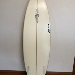 CHP　小波用サーフボード　5’10（専用フィンとハードケース付）の画像