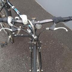自転車 クロスバイクの画像