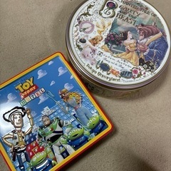 お菓子の缶ディズニー 