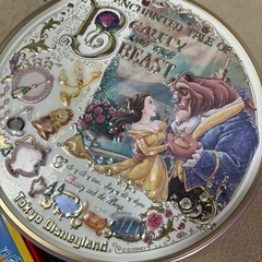 値下げ‼️お菓子の缶ディズニー の画像