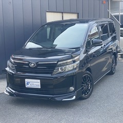 トヨタヴォクシー Ｖ　サンルーフ　アルパイン１０インチナビ　フリ...