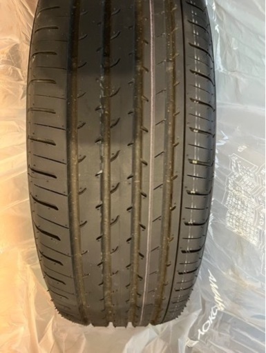 アルファード　225/65R17 新古品タイヤ　4本　セット　ADVAN VO3