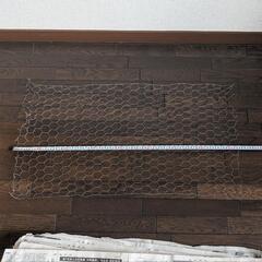 金網 約40cm x 約80cm 16枚 亜鉛メッキ亀甲金網 農業 園芸 ケージ 害獣対策の画像