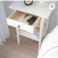 IKEA HEMNES サイドテーブル
の画像