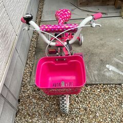 女の子（幼稚園児）用自転車　１３インチくらいの画像