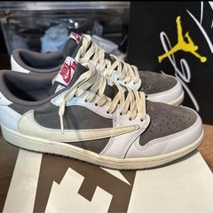 AIR JORDAN1 LOW travis scott  リバ...