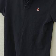 アバクロ　紺ポロシャツ　800円
