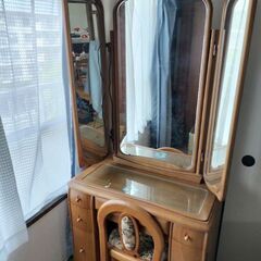 【無料】ドレッサー
