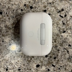 airpods pro 充電ケースのみ　携帯電話/スマホ 携帯アクセサリーの画像