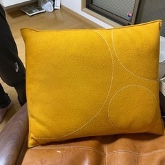 木製の椅子の画像