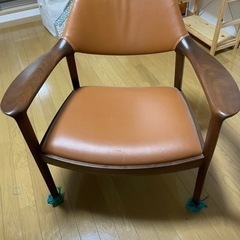 木製の椅子